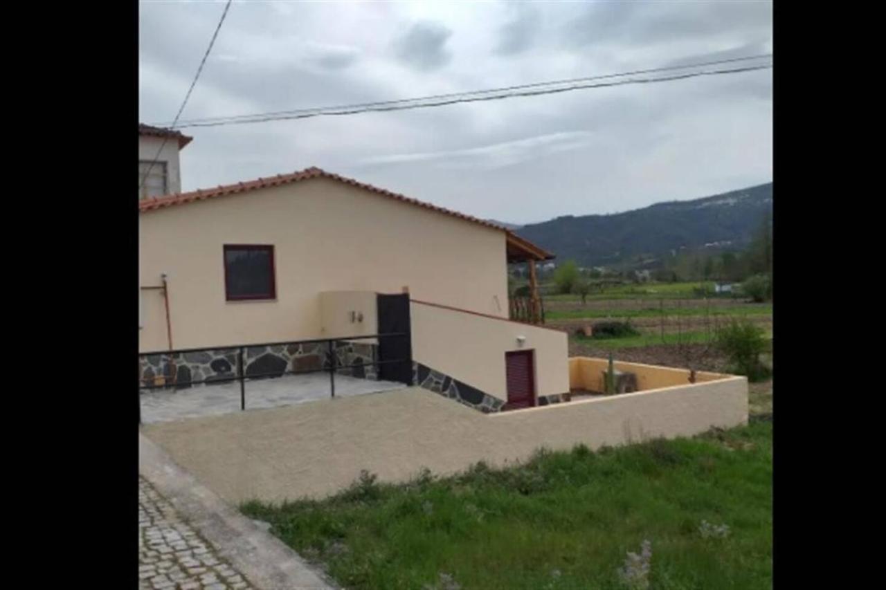 A Pequena Casa Coja Central Portugal Mountains Exterior photo